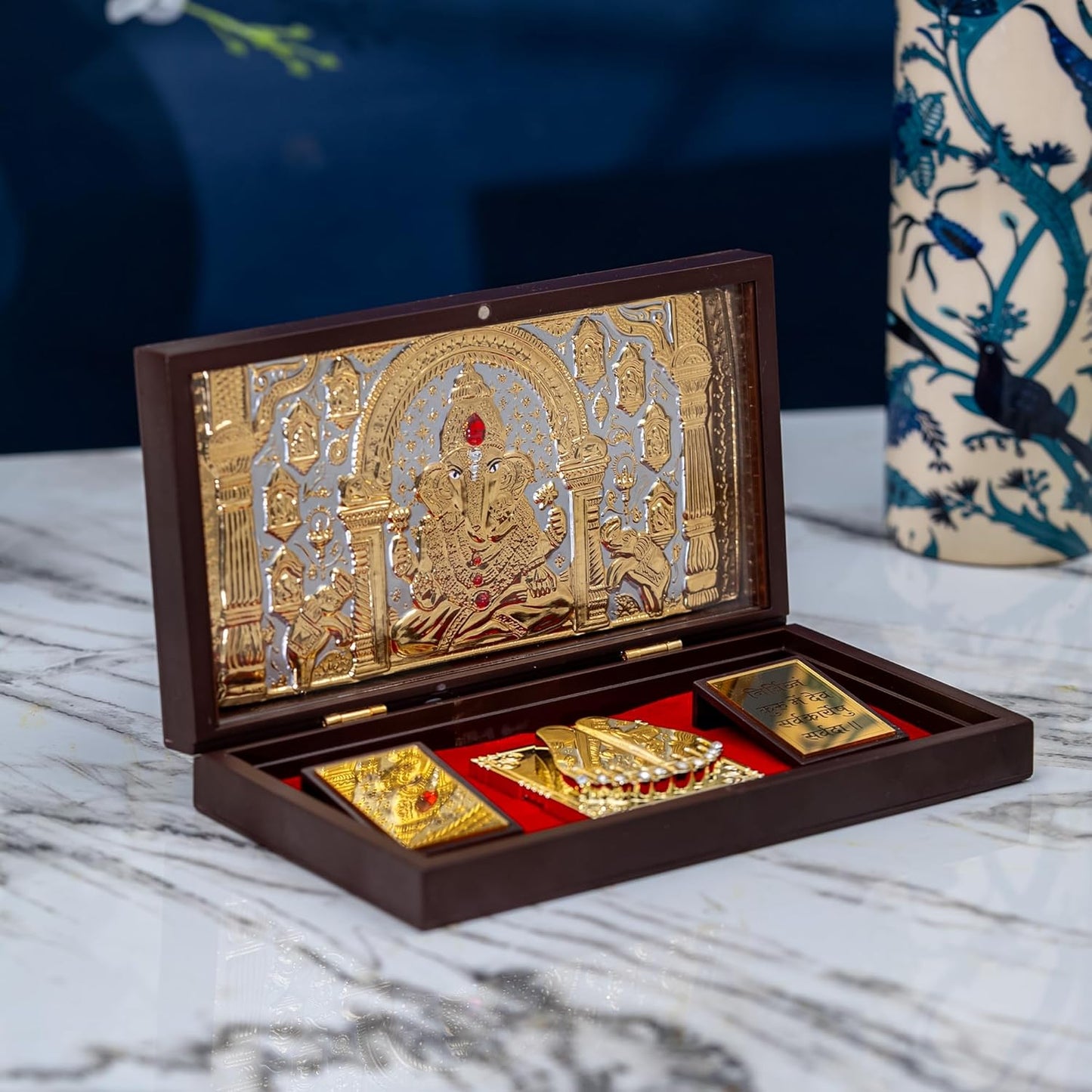 Shree Ganesha Charan Paduka, Pocket Temple