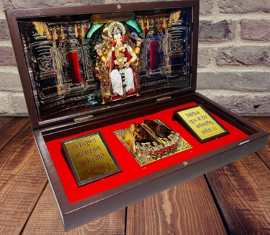 Shri Ganesh Ji Pocket Temple
